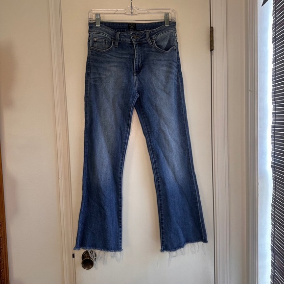 Just Black Jeans Womens 27 Blue Denim Raw Hem Cropped Flare Made USA - Picture 1 of 12